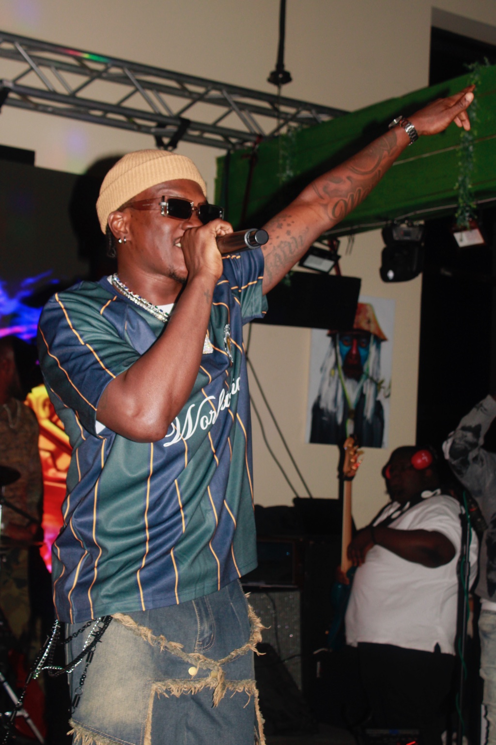 Offgaard performing live